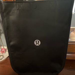 Lululemon store bag